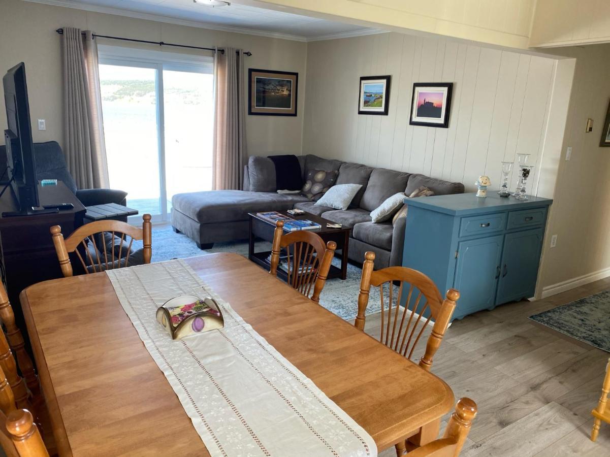 Rocky Harbour Oceanfront Villa Eksteriør billede